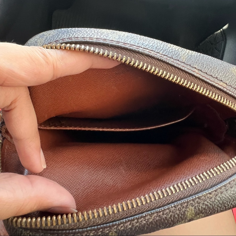 Louis Vuitton Brown Monogram Canvas Crossbody Bag with Tan Accents - Picture 11 of 16